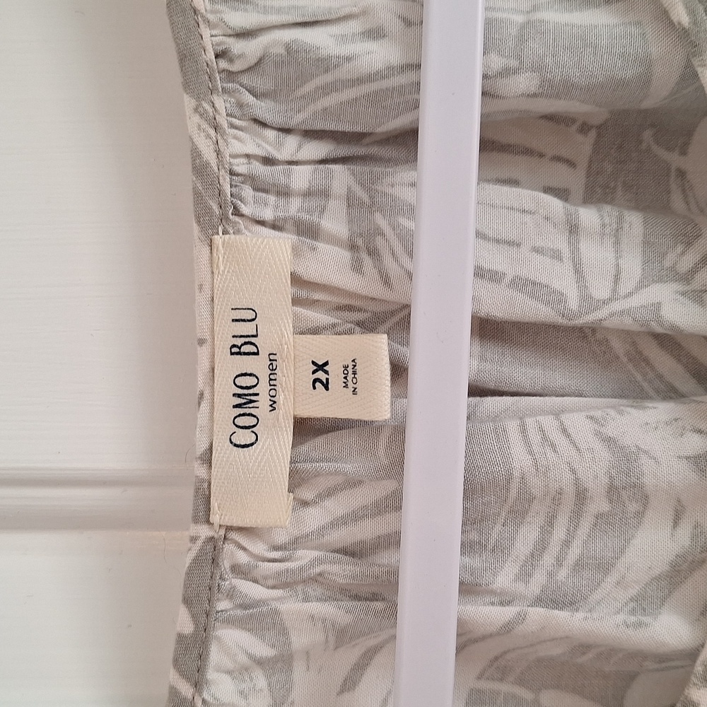 Blouse - Picture 2 of 4